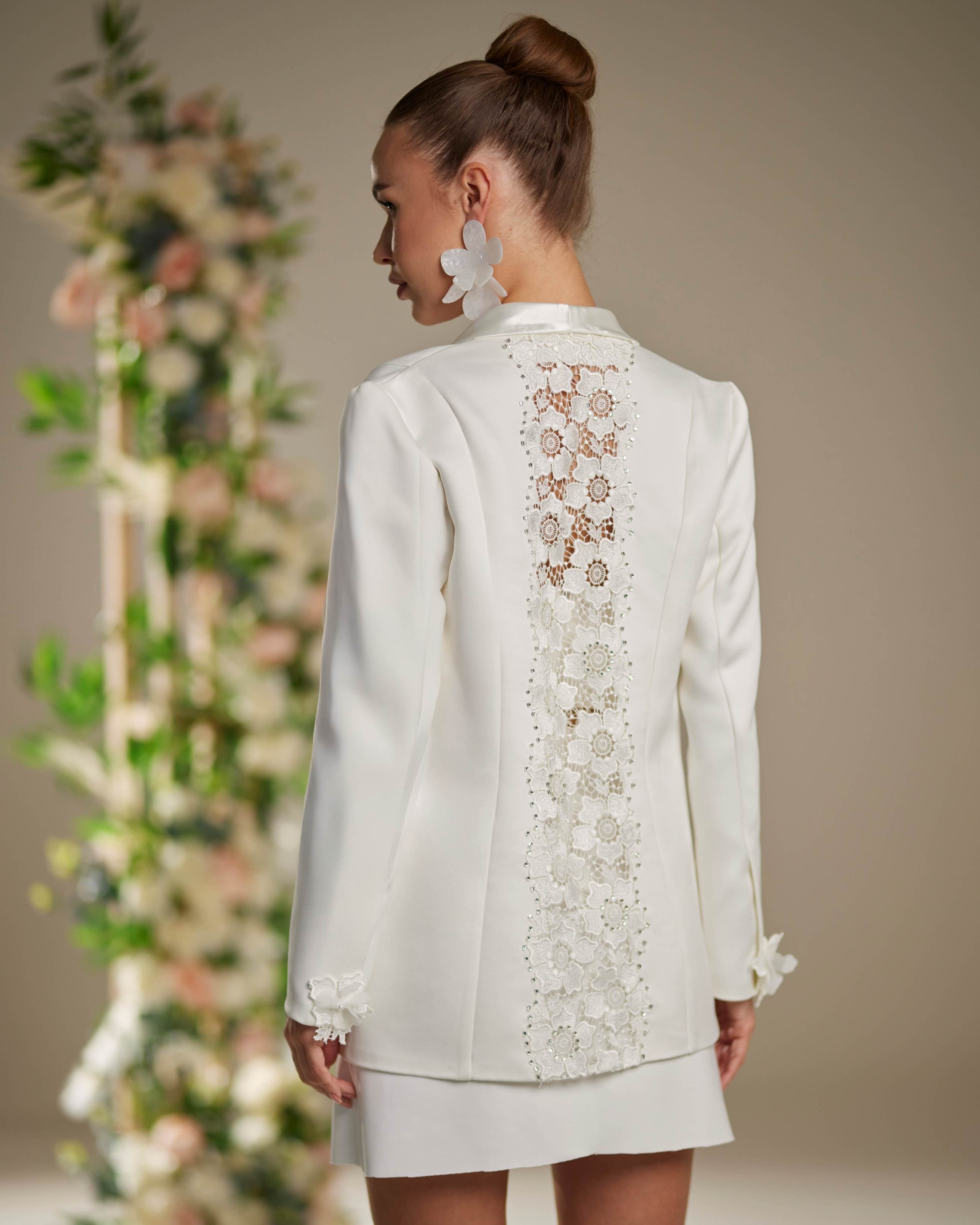 Gelin Takımı — Saten Yaka Blazer ve Mini Elbise